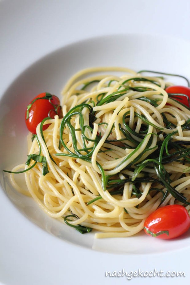 Spaghetti mit Mönchsbart und Tomaten