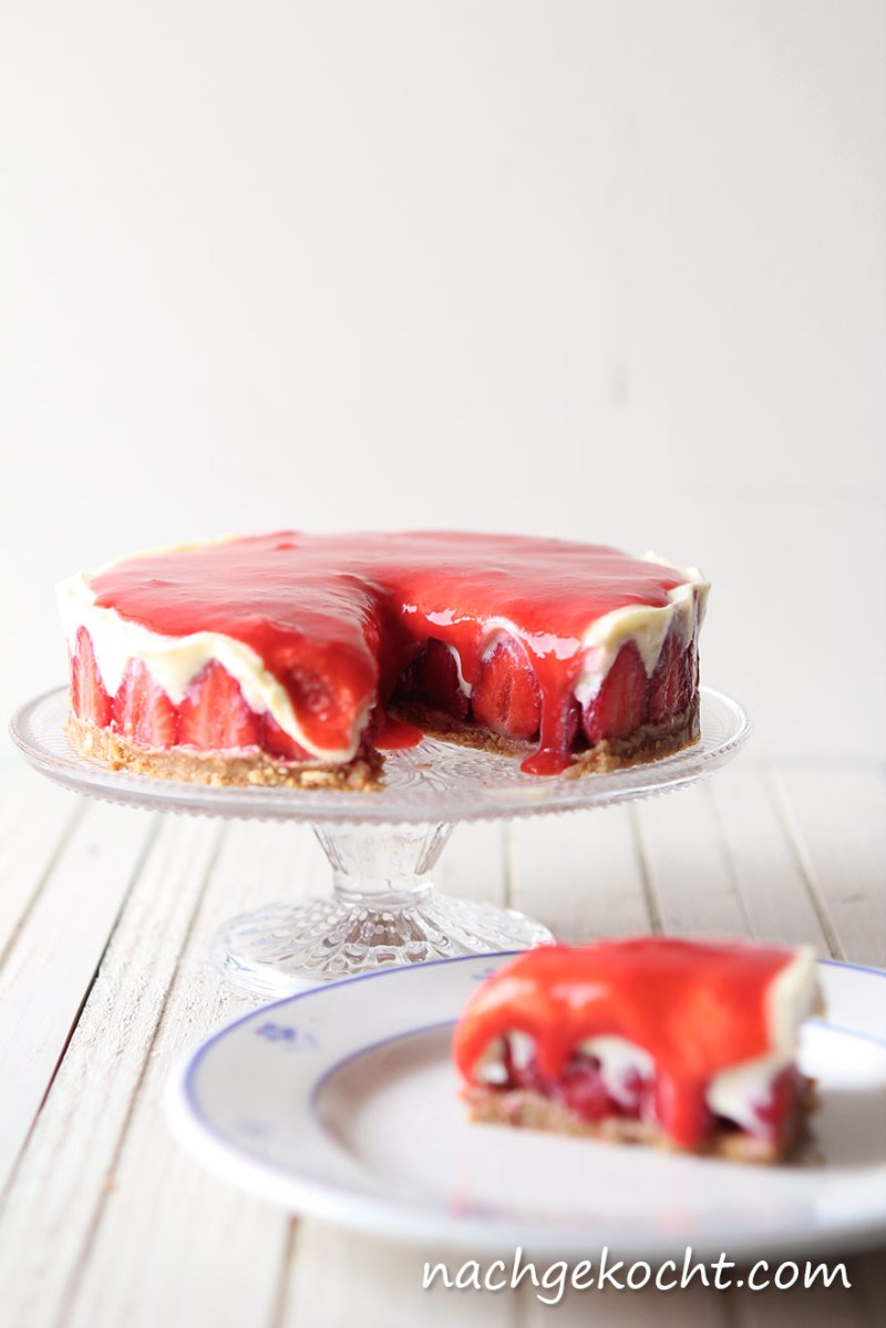 Erdbeerkuchen mit weiße Schokoladencreme